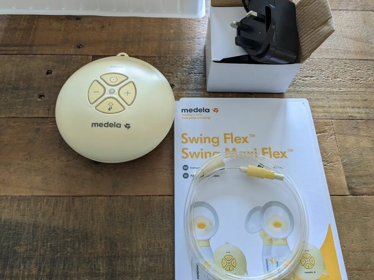 Medela Swing Flex Electric Breast Pump - Image 3