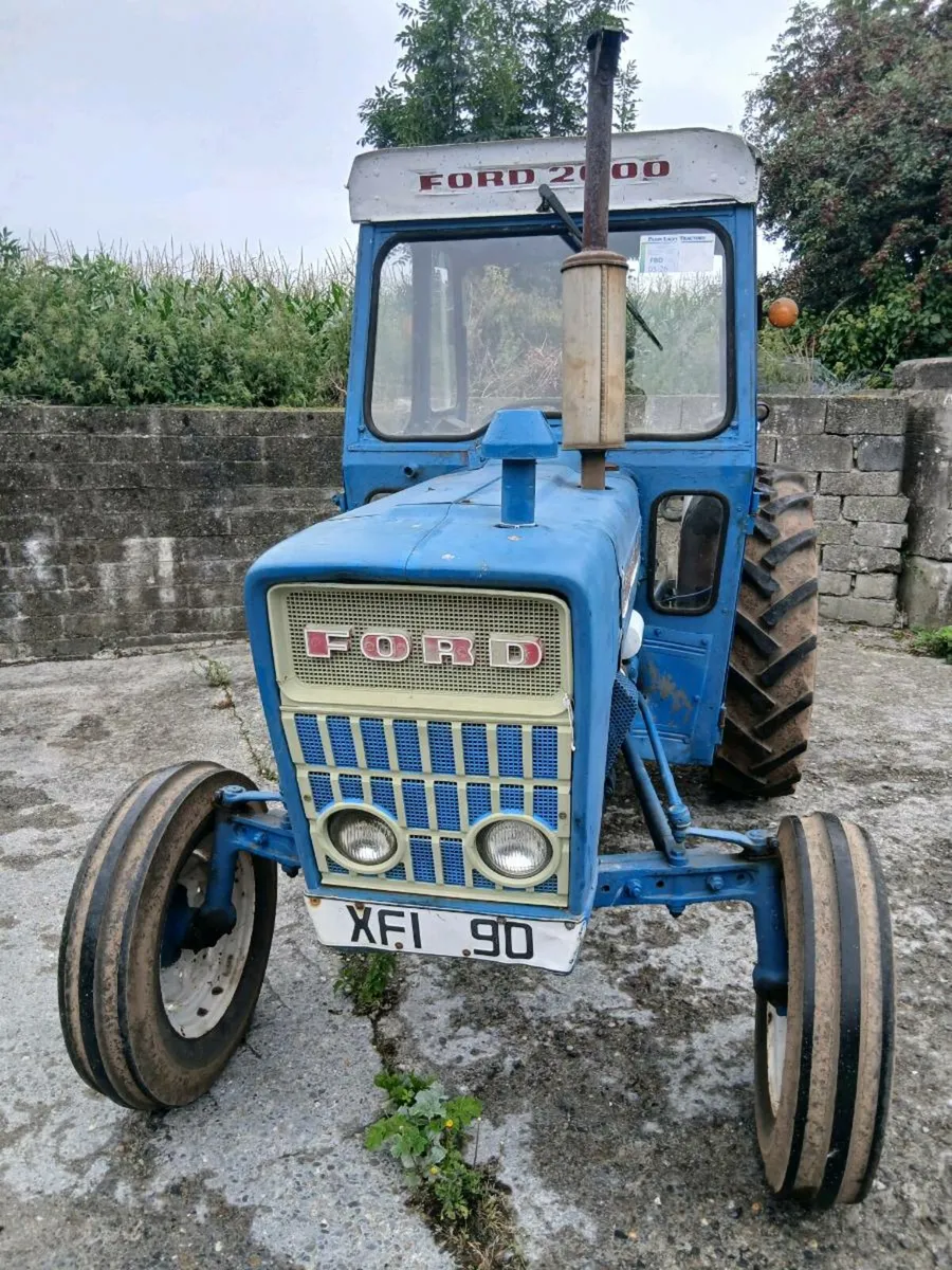 Ford 2000 - Image 1