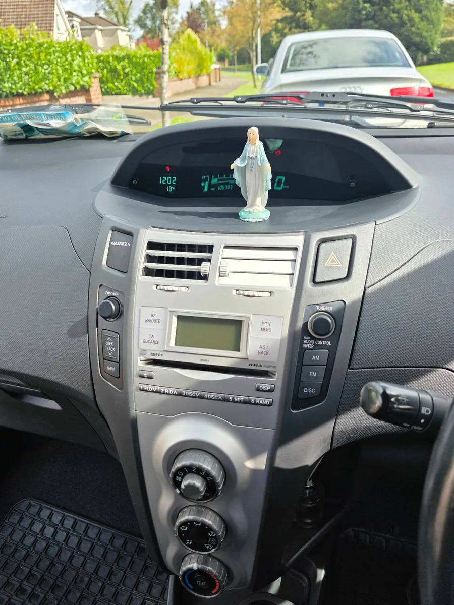 Toyota Yaris 2007 Automatic 1.0 L Petrol - Image 3