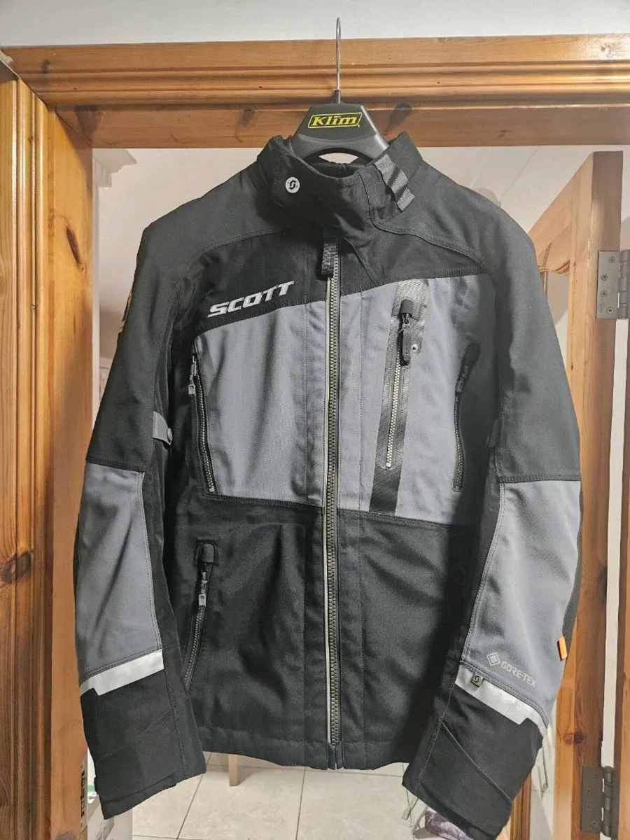 Scott Priority GORETEX jacket - Image 1