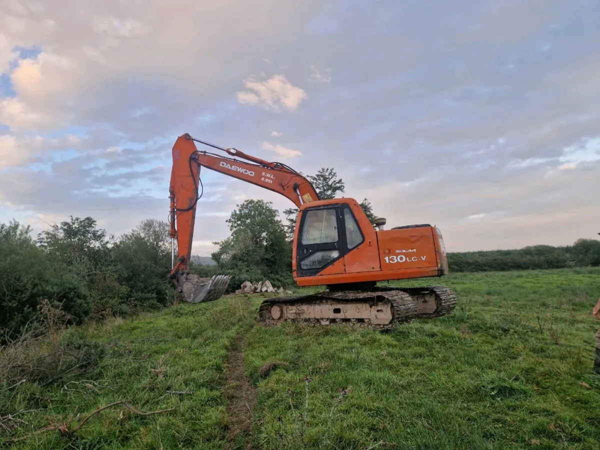 Excavator Daewoo 130 - Image 3
