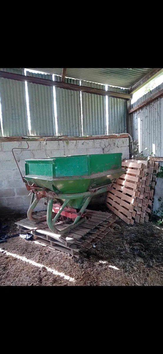 Amazone Fertiliser Spreader