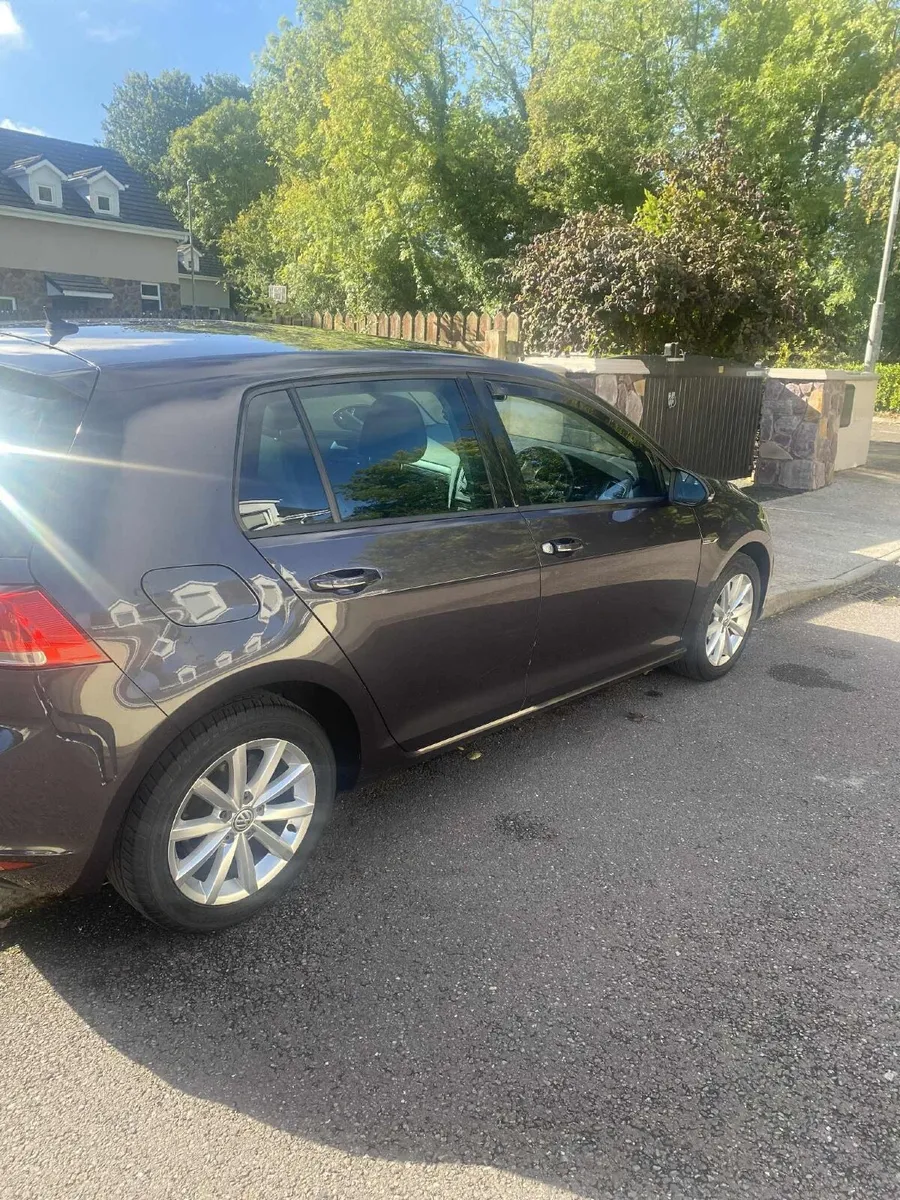 Volkswagen Golf 2016 - Image 2