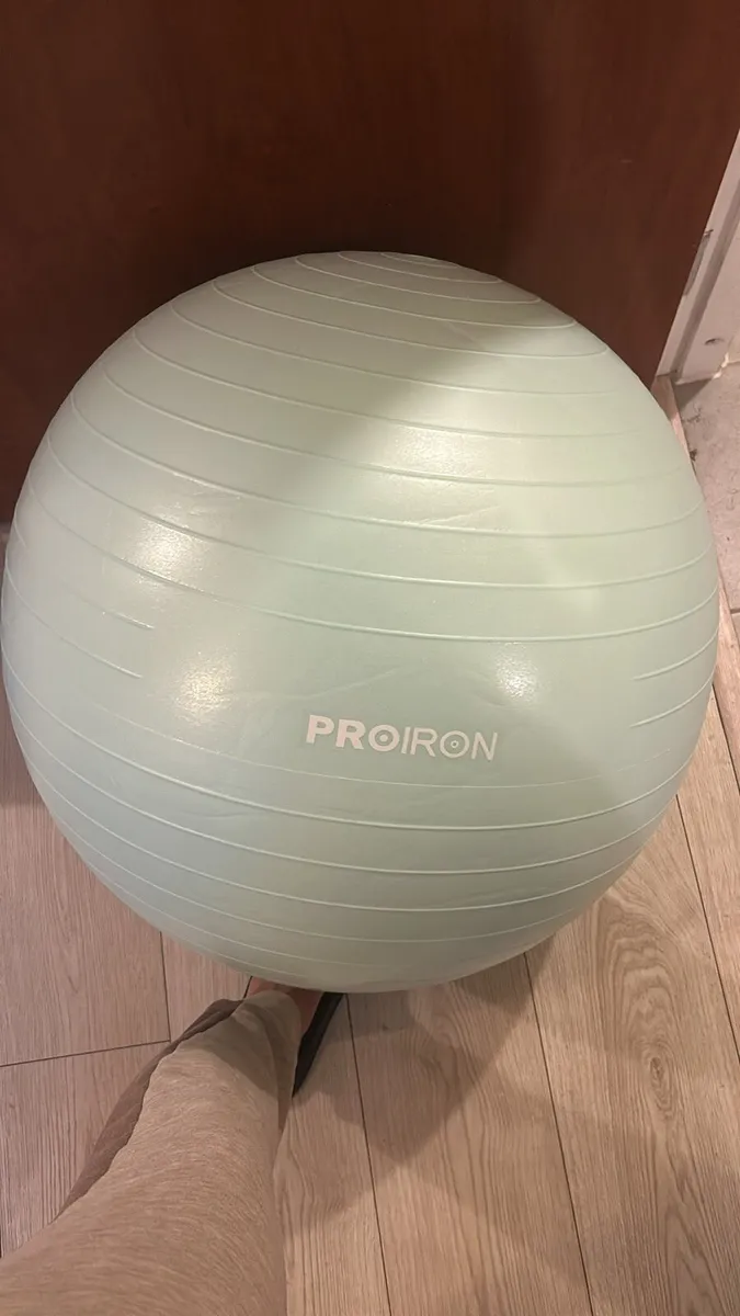 Proiron Yoga Ball