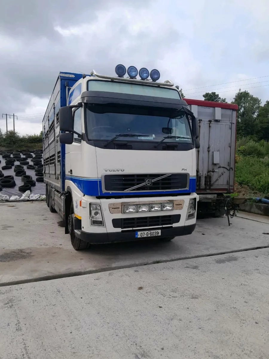 Truck - Image 4