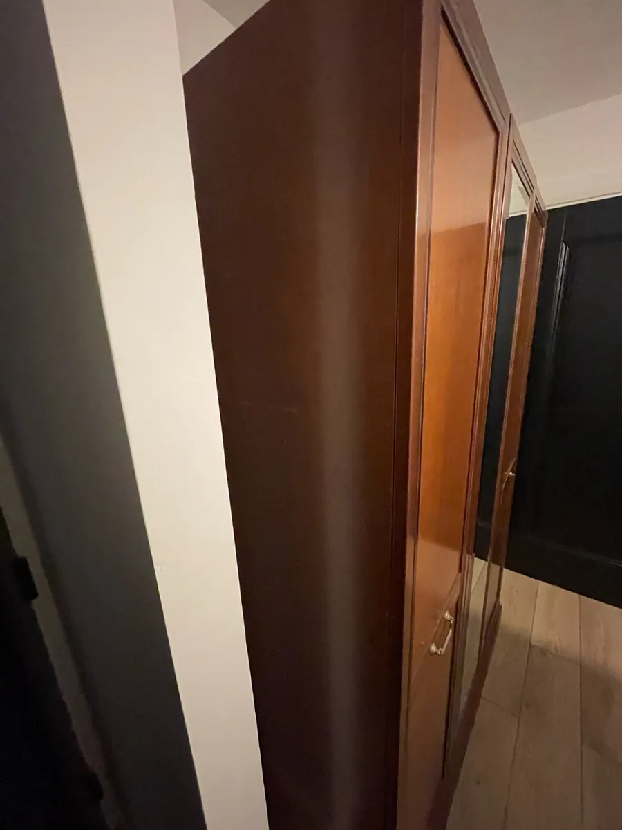 Wardrobe - Image 3