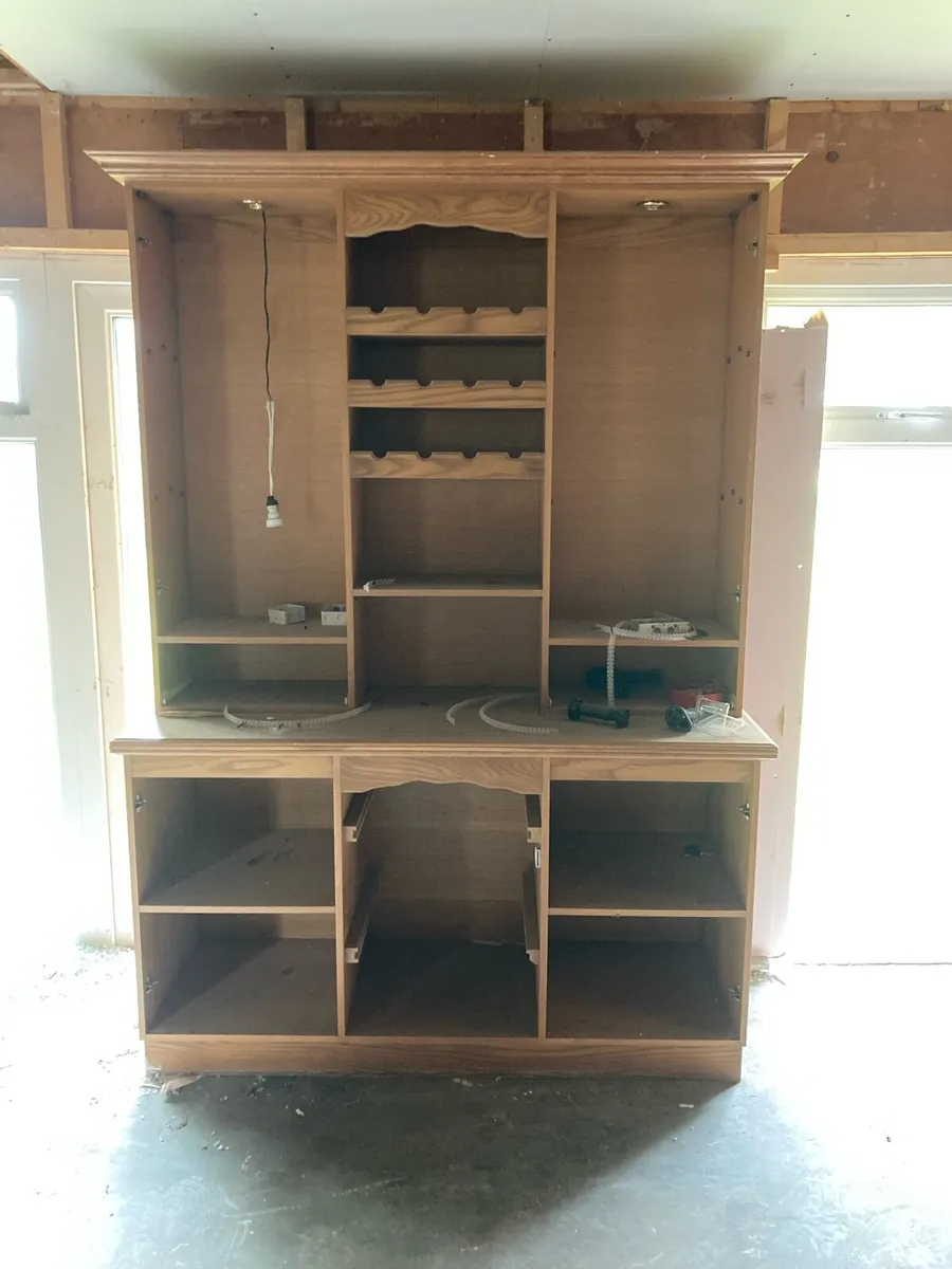 Kitchen cabinets - Image 1