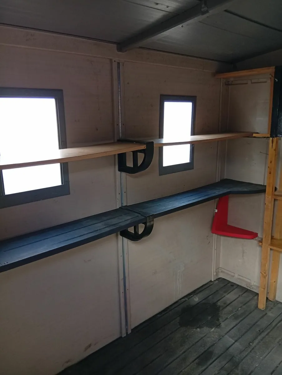 Quality Pvc Keter Garage Storage 8x8ft - Image 3