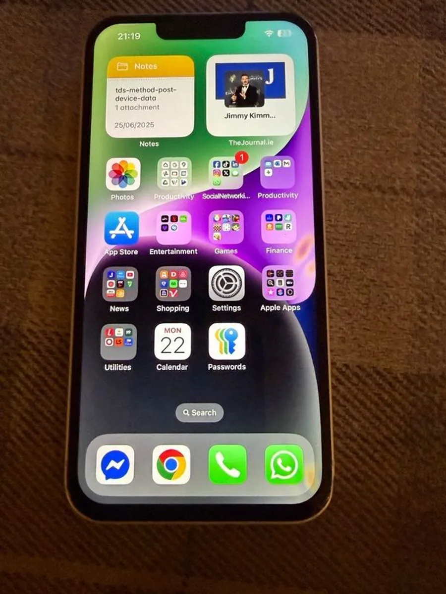 iPhone 14 Bargain read ad - Image 1