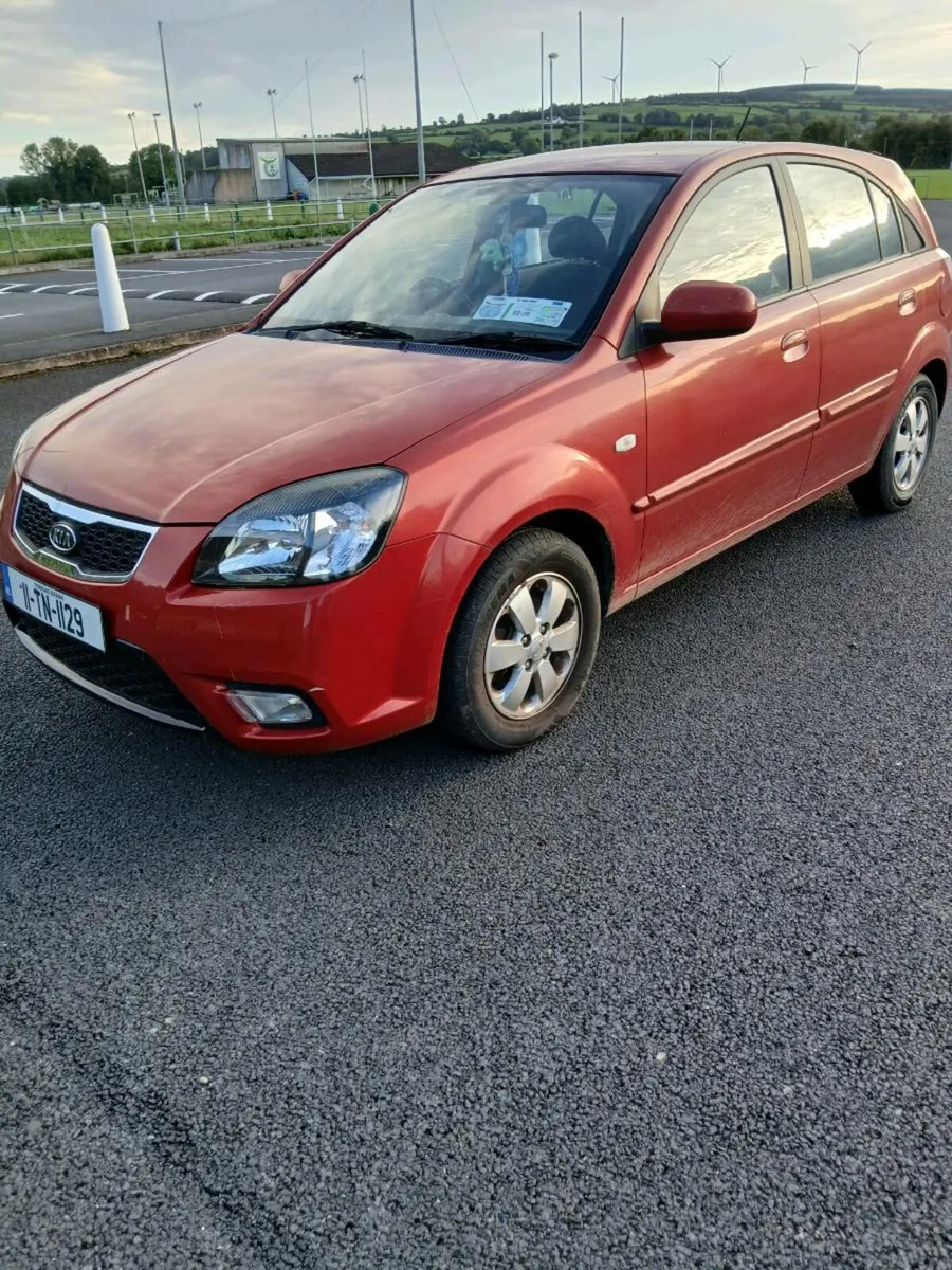 2011 kia rio - Image 3