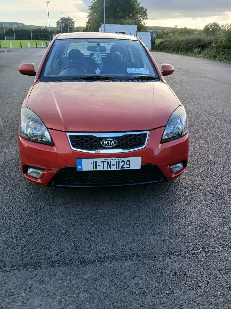 2011 kia rio - Image 4