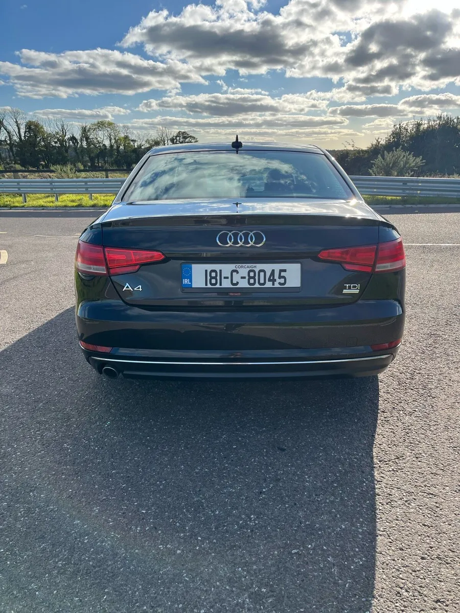 Car - Image 4