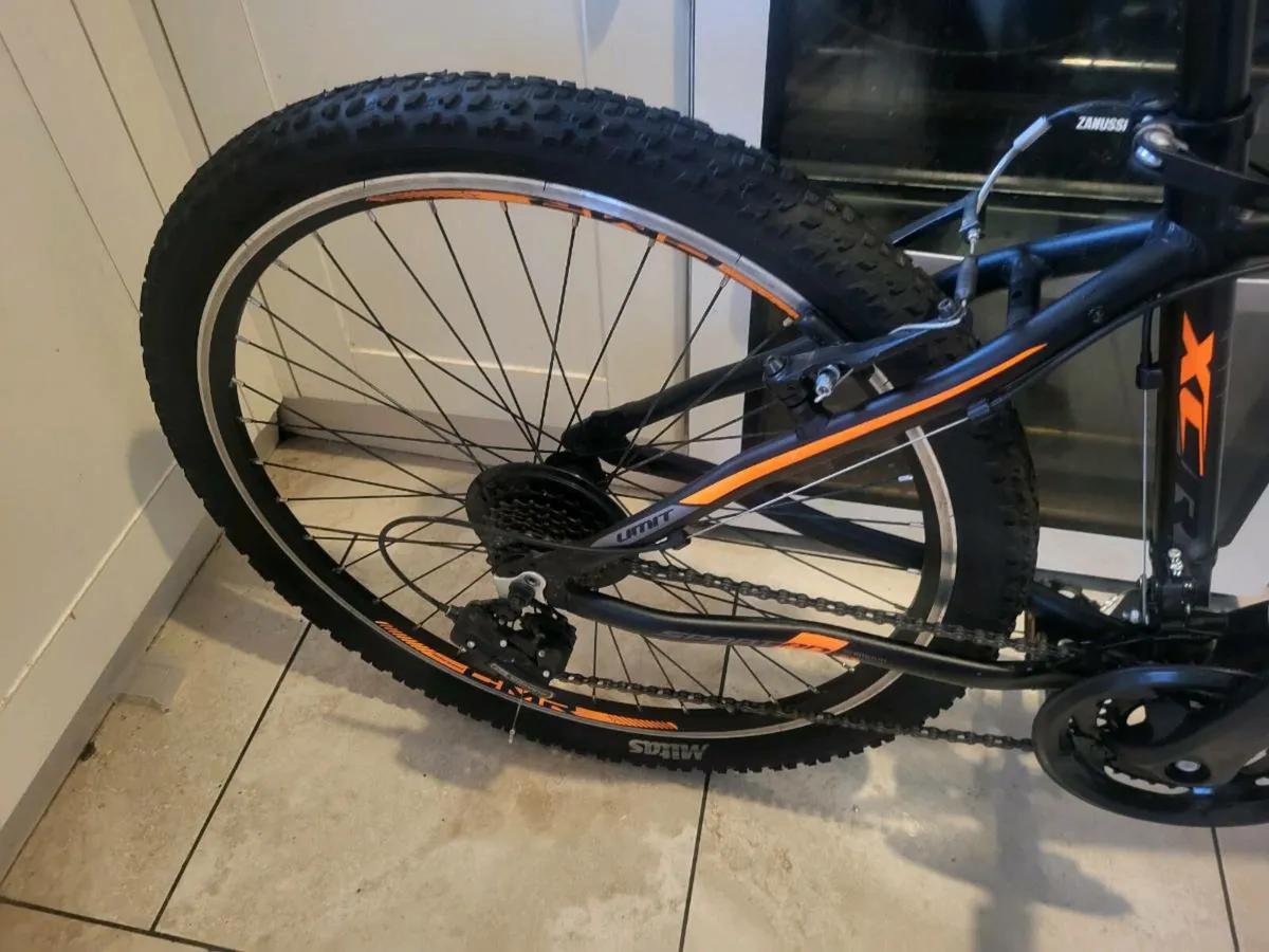 Bike(LIKE NEW) - Image 4