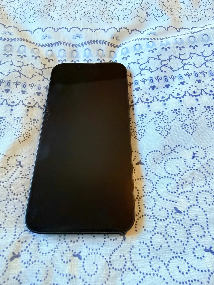 iPhone 13 Unlocked 128 GB - Image 1