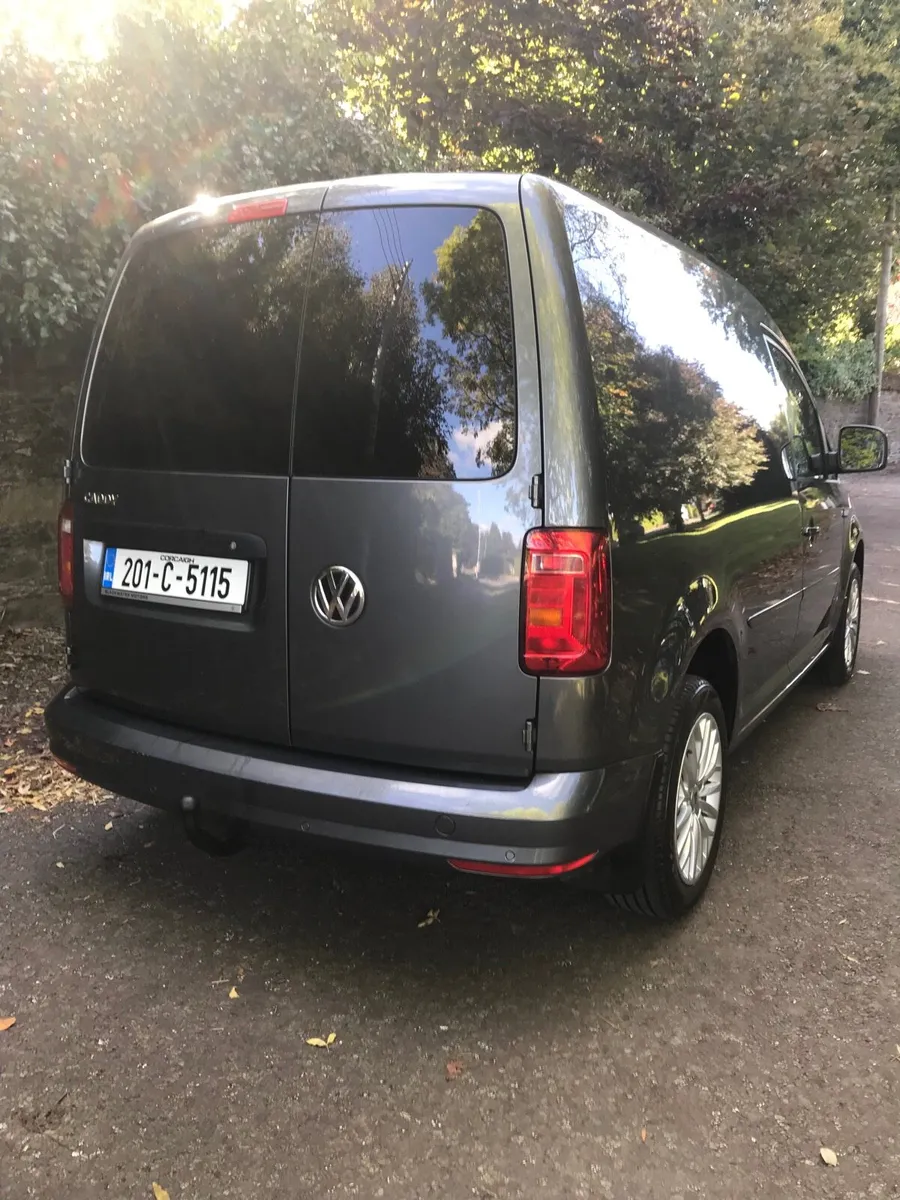 Volkswagen Caddy Van - Image 3