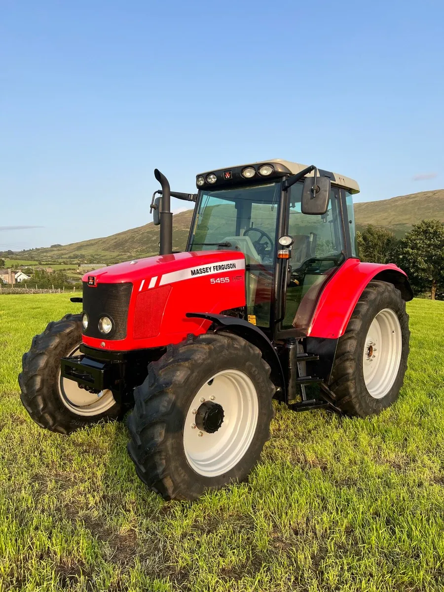 Massey Ferguson MF 5455 Tier 3 Dyna-4 4WD - Image 4