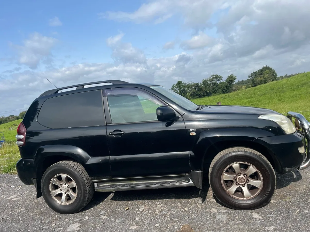 Toyota Land Cruiser - Image 2