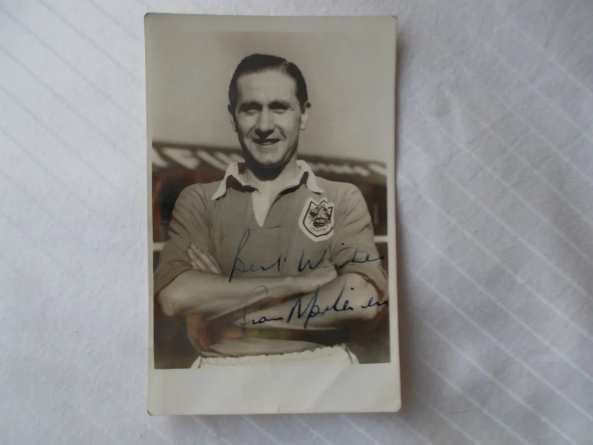 Stan Mortensen Autograph - Image 1