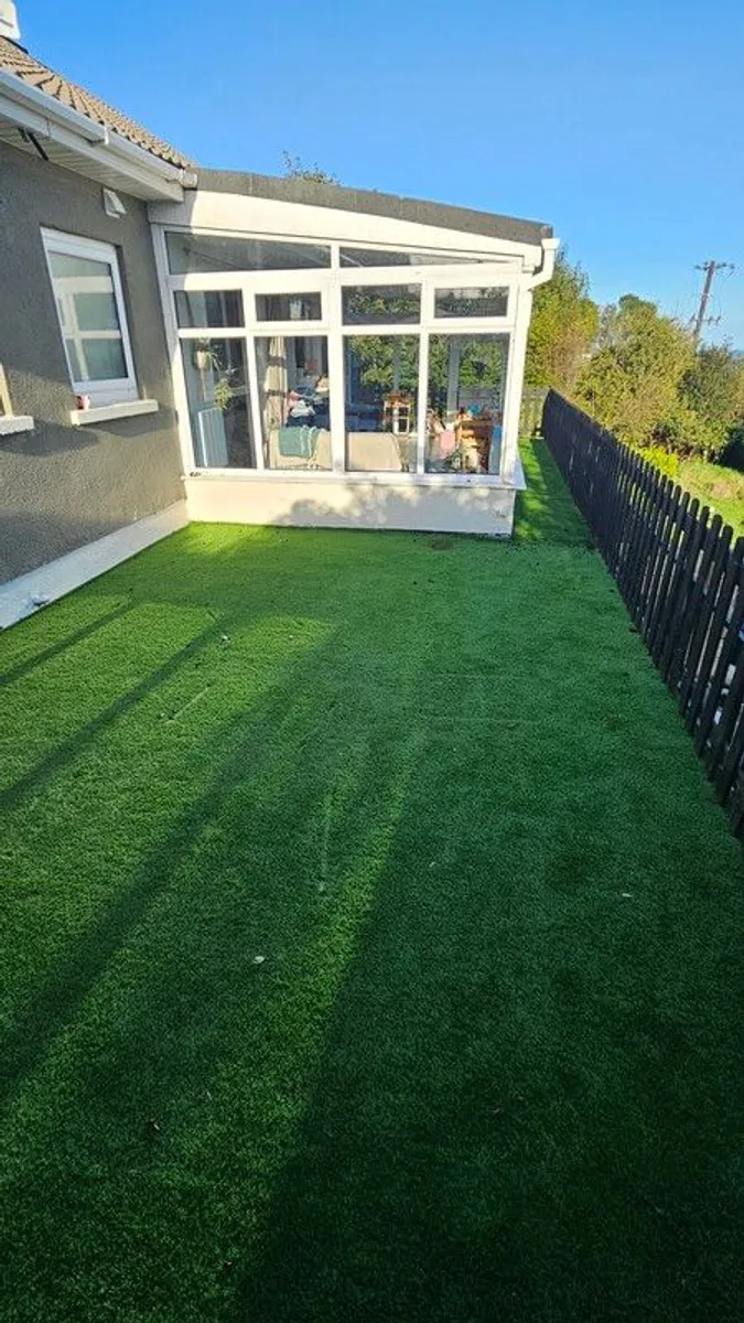 Artificial Grass (30mm) circa 35sqm - Image 1