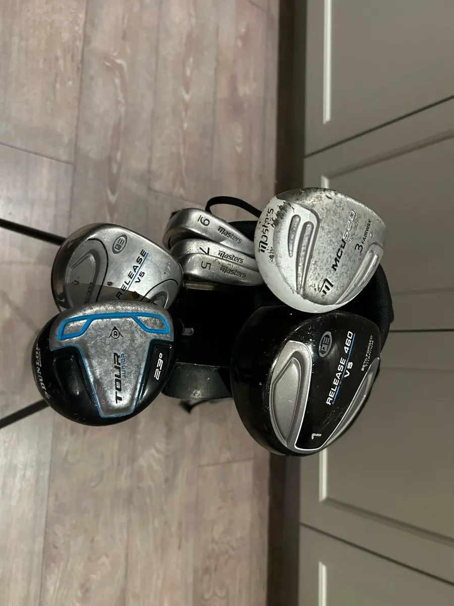 Golf clubs and bag - Image 2