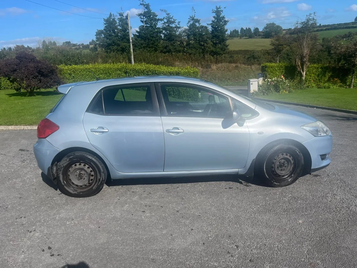 Toyota Auris 2008 - Image 4