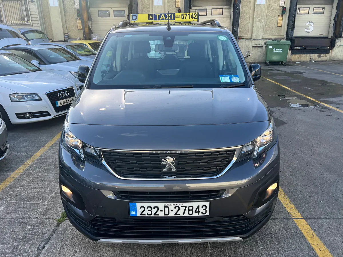 Peugeot e-Rifter 2023 6K 7 SEATER - Image 4