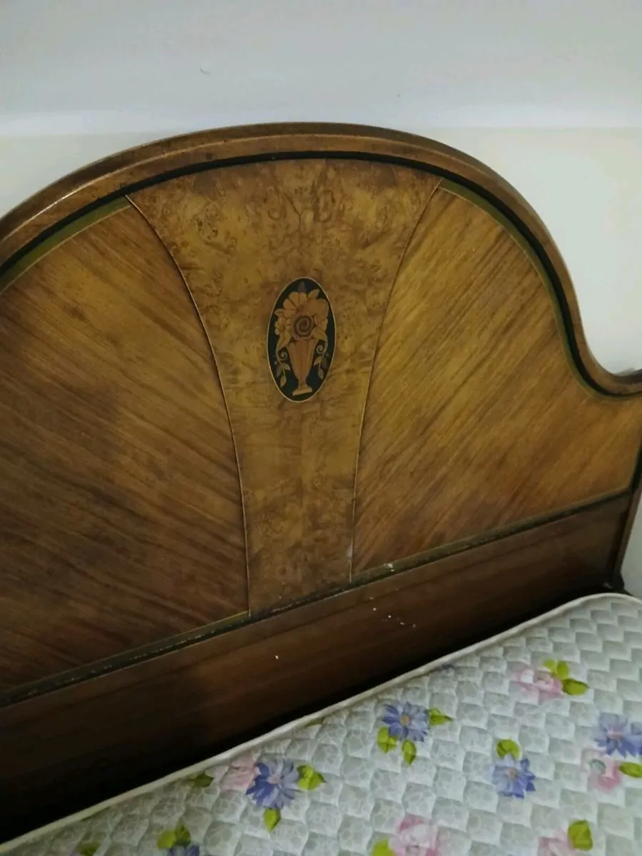 Bed - Image 2