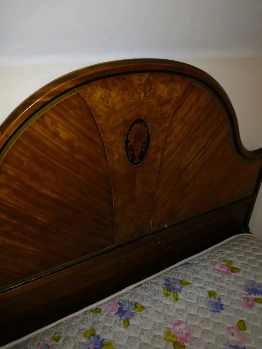 Bed - Image 3