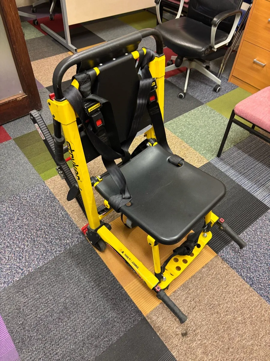 Stryker stair chair - Image 2