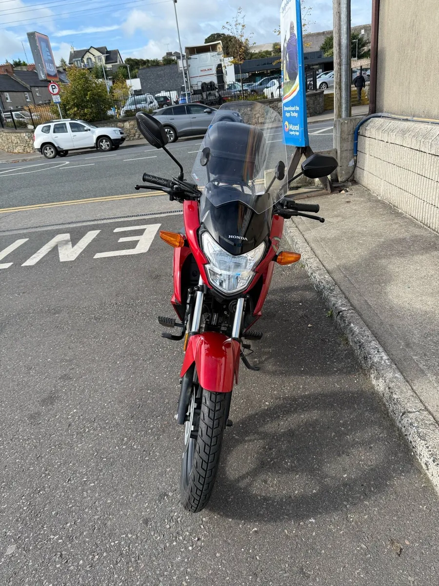 2024 Honda CB125F - Image 4