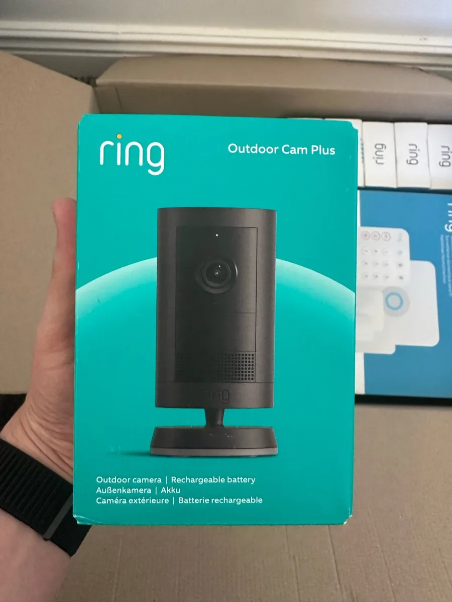 Ring Alarm XL Kit plus Indoor & Outdoor Camera - Image 3