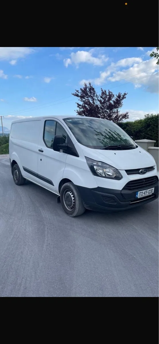 2017 Ford Transit custom - Image 1