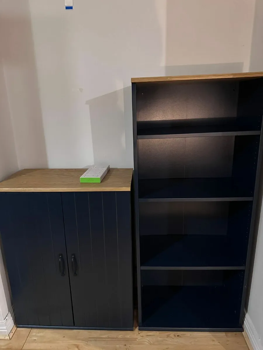 Bookcase - Image 1