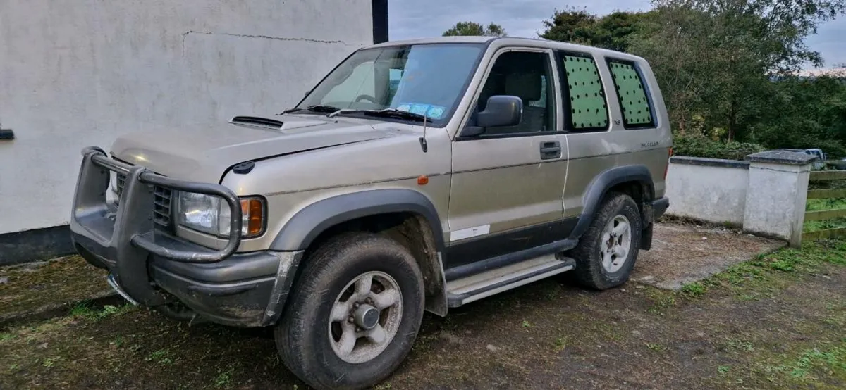 Isuzu Trooper - Image 1