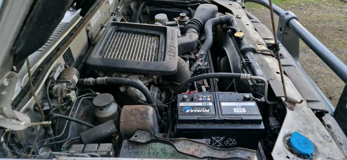 Isuzu Trooper - Image 2