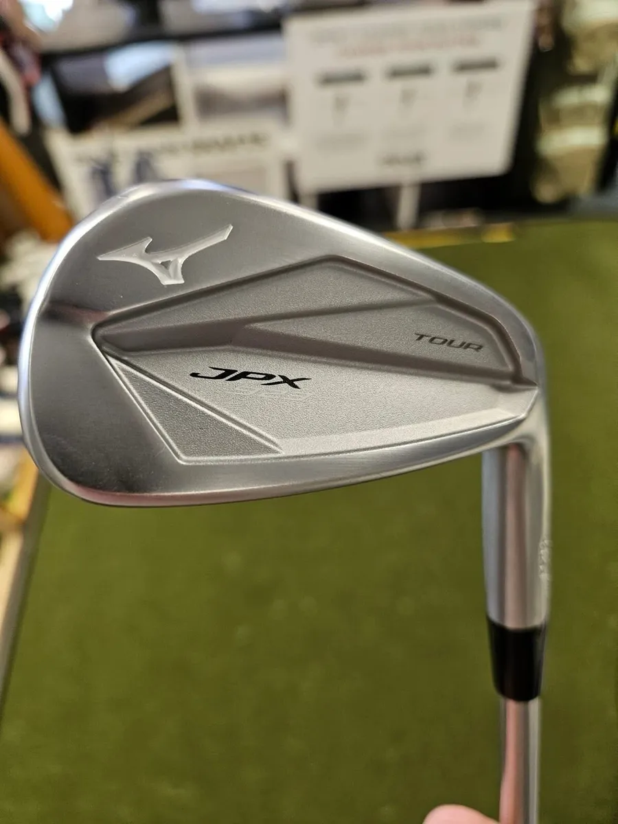 As New Mizuno Jpx923 Tour Forged Irons - Image 2