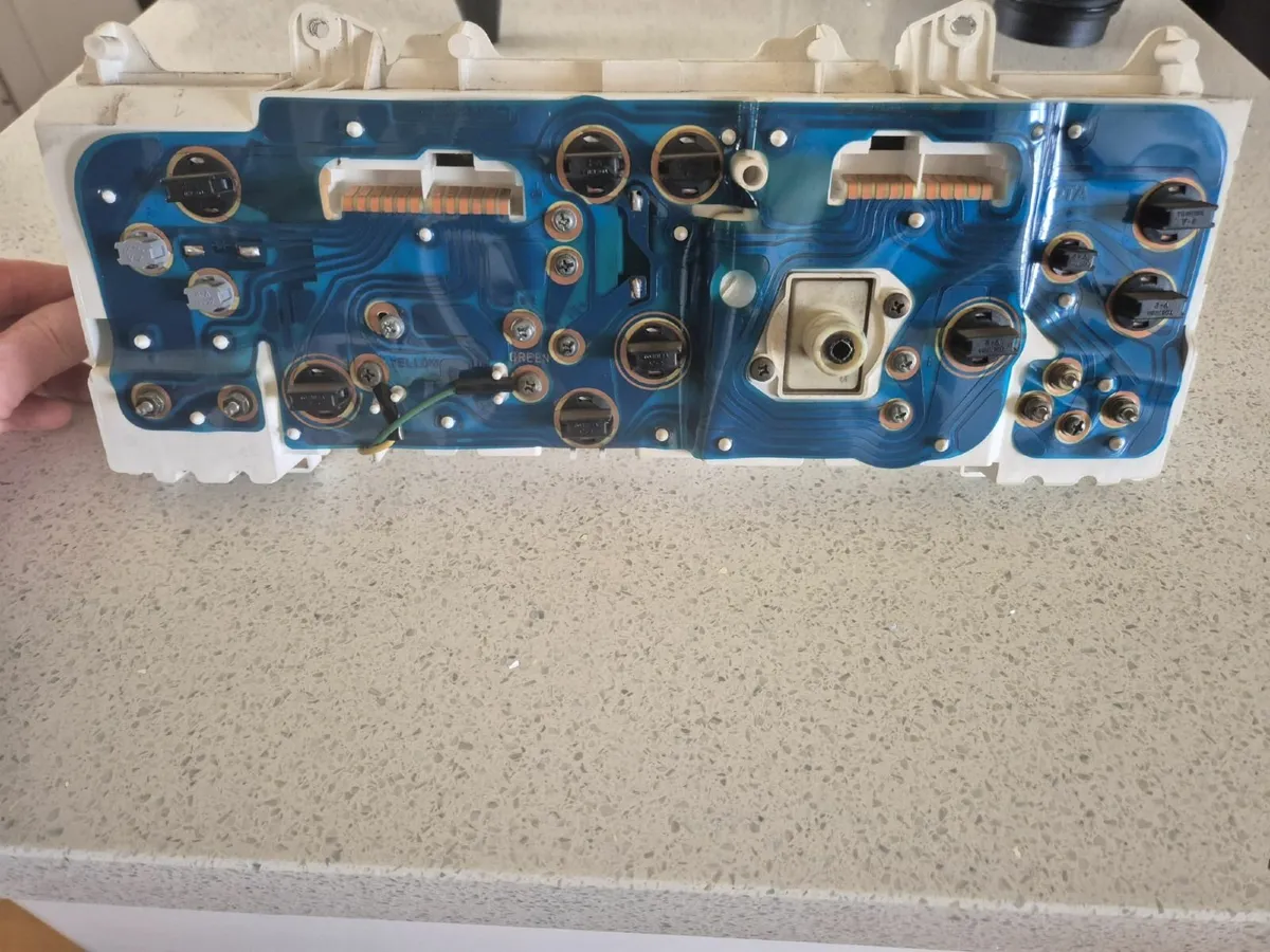 twincam 16 steering wheel, gear nob, dash cluster - Image 3