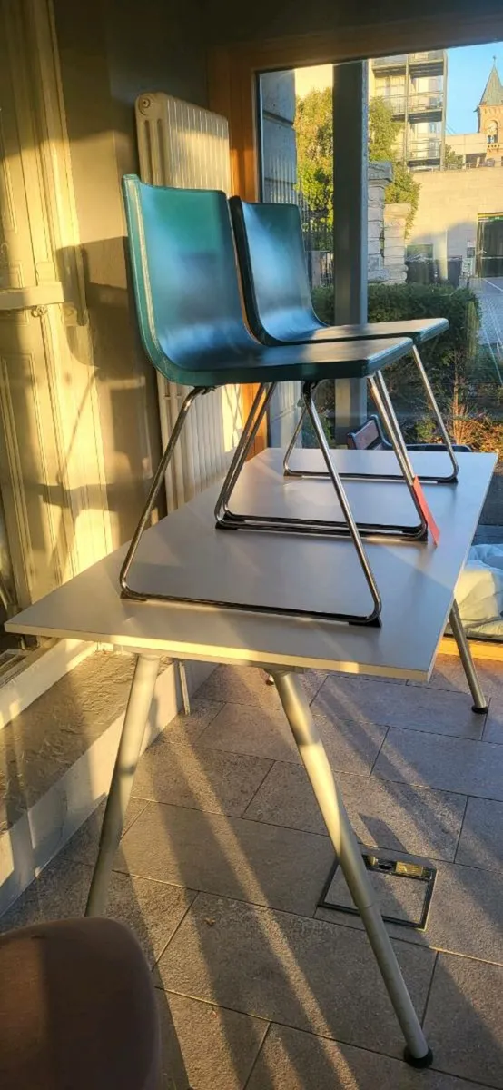 Office up down tables - Image 1