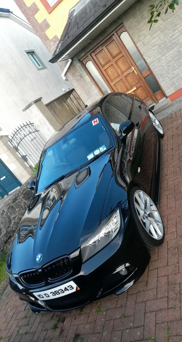 Bmw e90 318d - Image 1