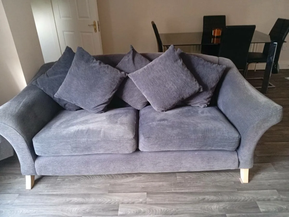 Sofa - Image 3