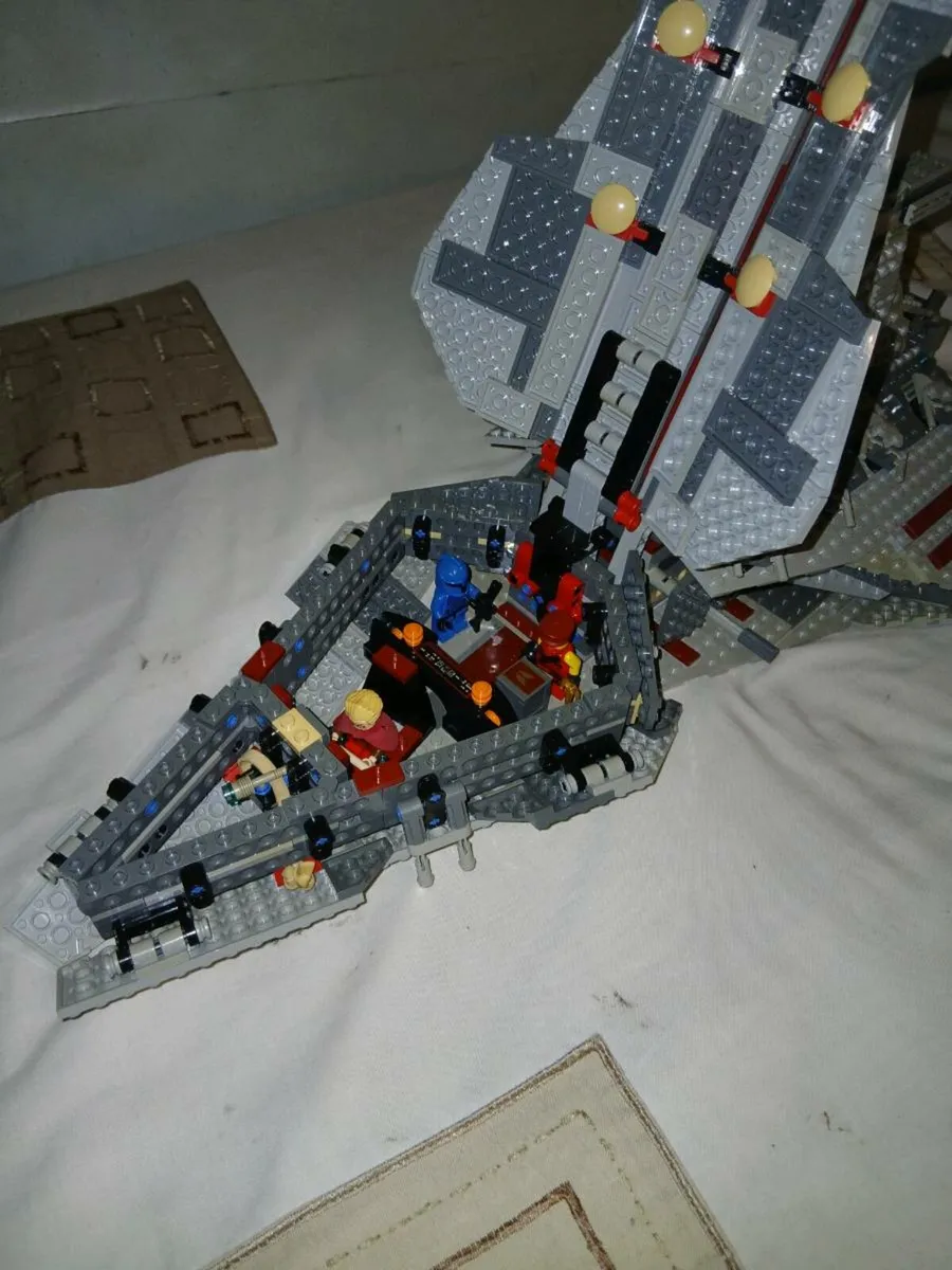 Lego Star Wars Republic Attack Class Venator - Image 1
