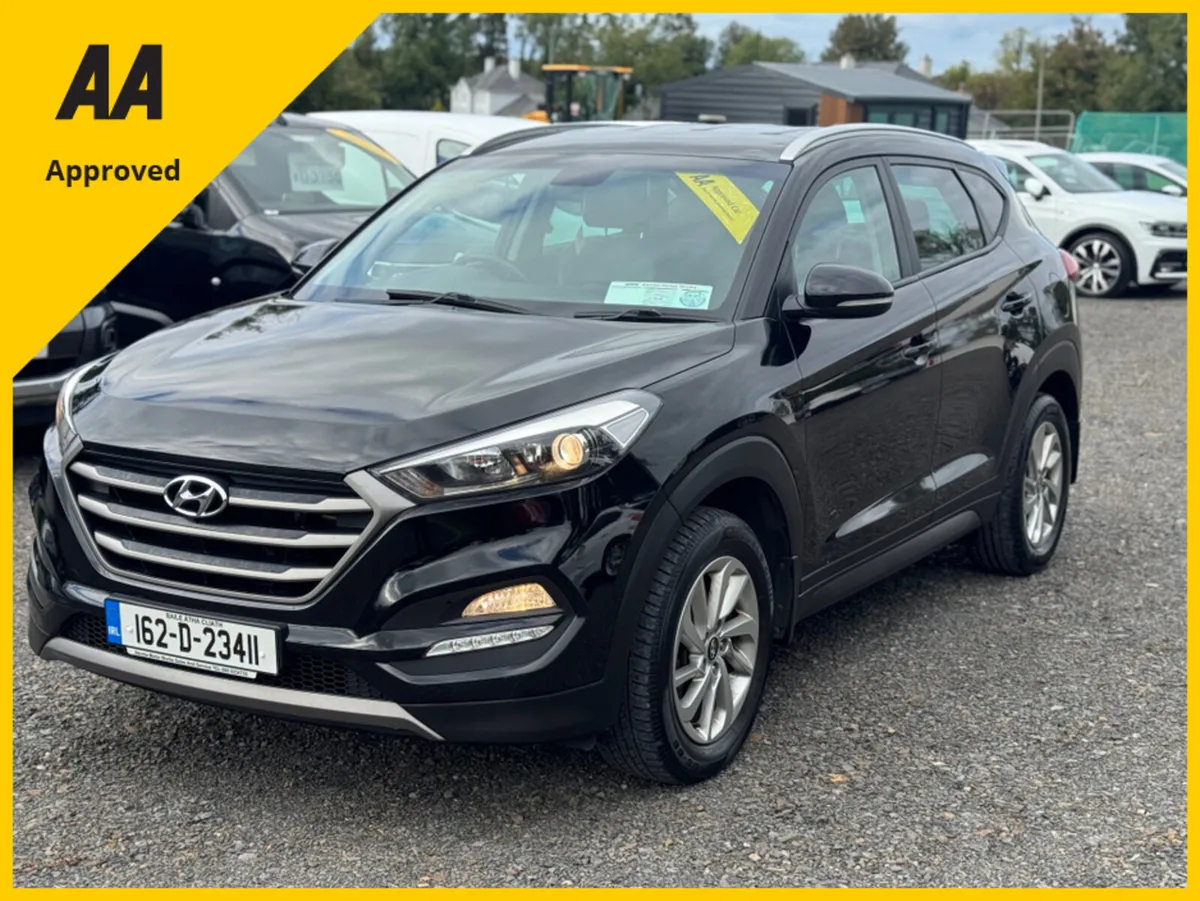 Hyundai Tucson IX35 EXECUTIVE 5DR - Image 1