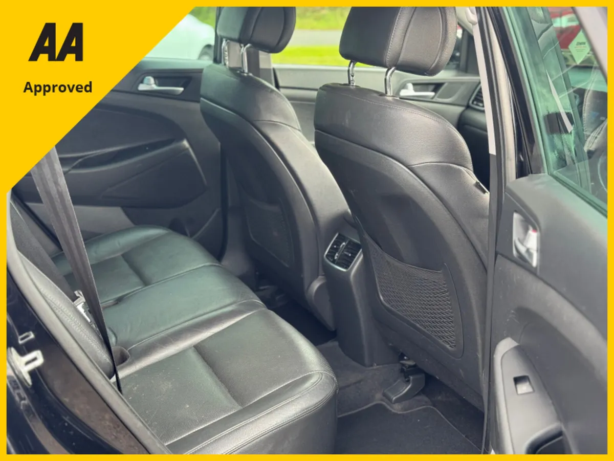 Hyundai Tucson IX35 EXECUTIVE 5DR - Image 3