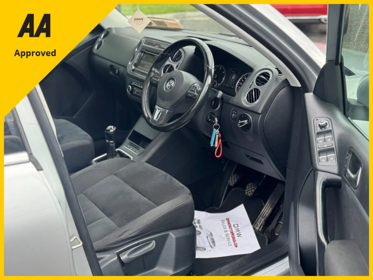 Volkswagen Tiguan SPORT 2.0 TDI MANUAL 6SPEED FWD - Image 2