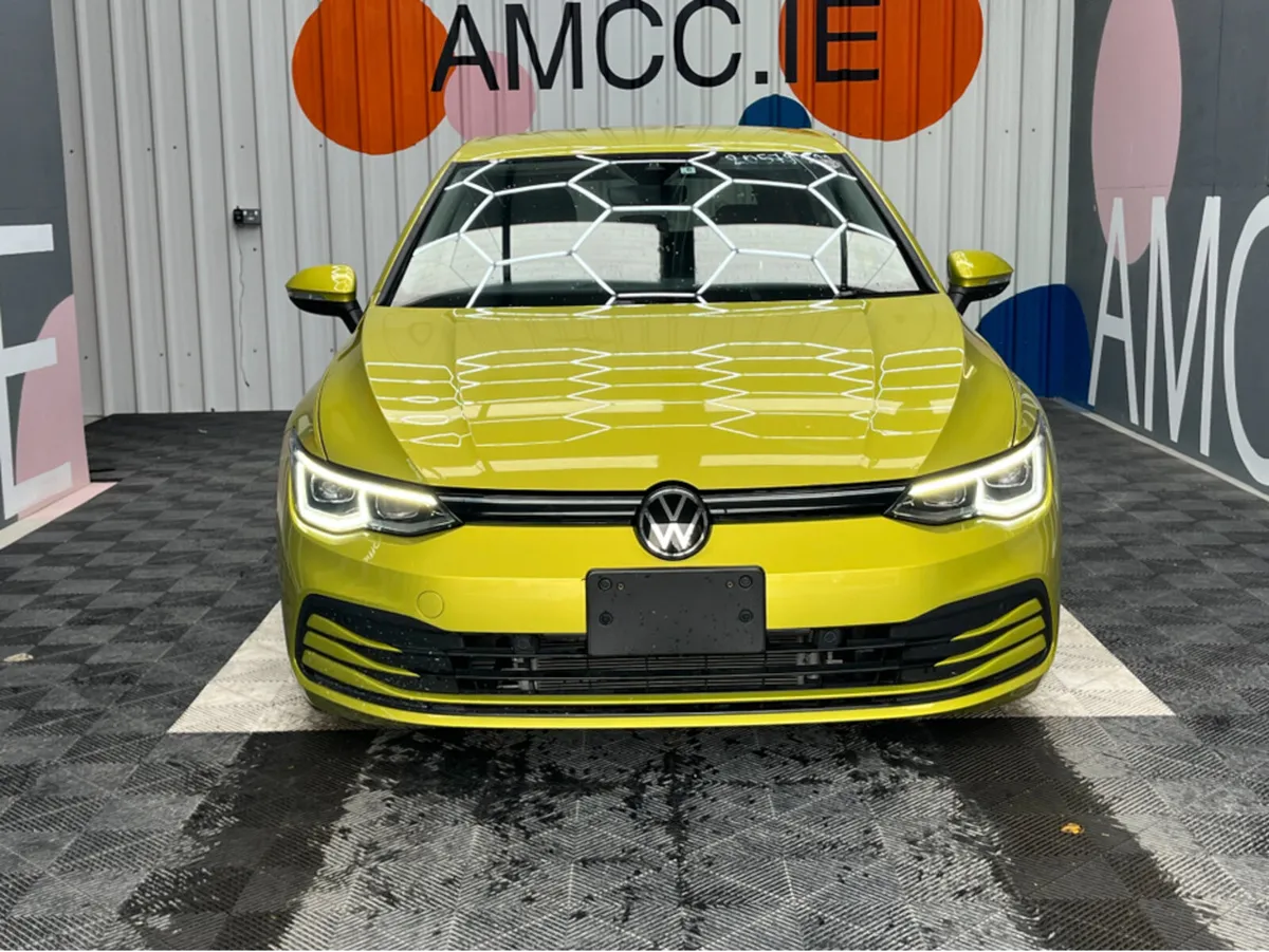 Volkswagen Golf 2021 VOLKSWAGEN GOLF ETSI 1.0L PET - Image 2