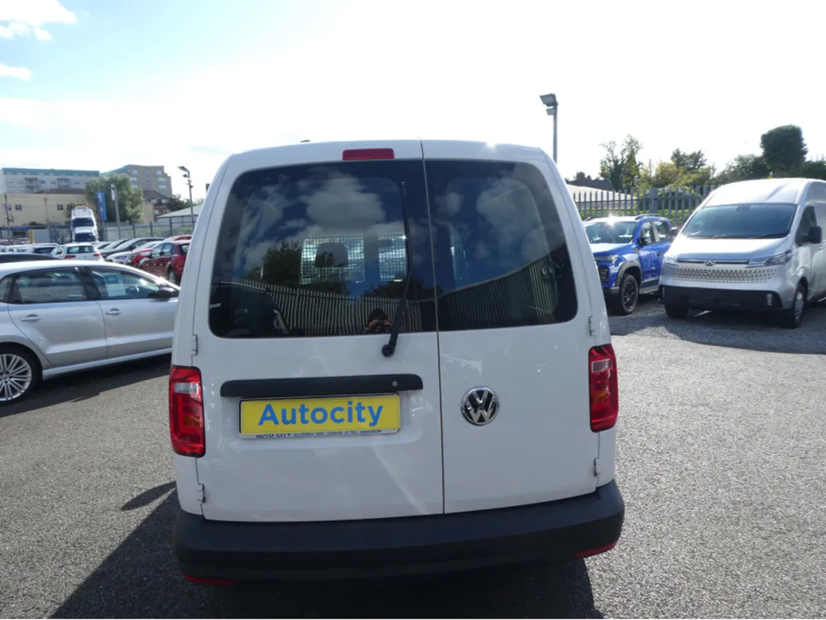 Volkswagen Caddy PVM TDI 102HP MANUAL 5SPEED 5DR D - Image 3