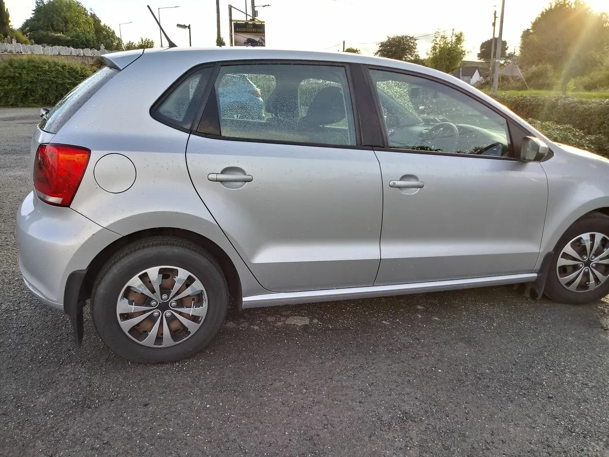 Volkswagen Polo 2010 - Image 3