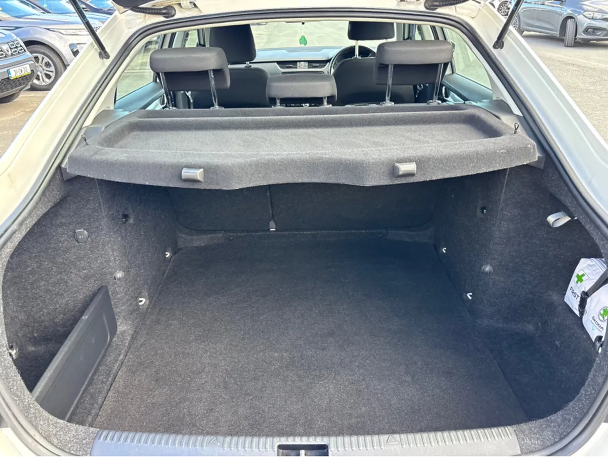 Skoda Octavia AMBITION 1.0 TSI 115HP 4DR - Image 2