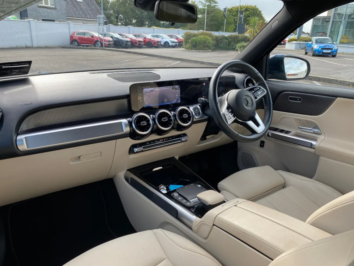 Mercedes-Benz GLB 200 D 7 5DR AUTO PROGRESSIVE - Image 4