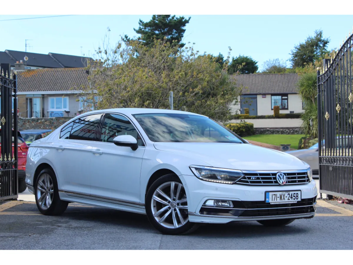 Volkswagen Passat 1.6 TDI HIGHLINE - Image 1